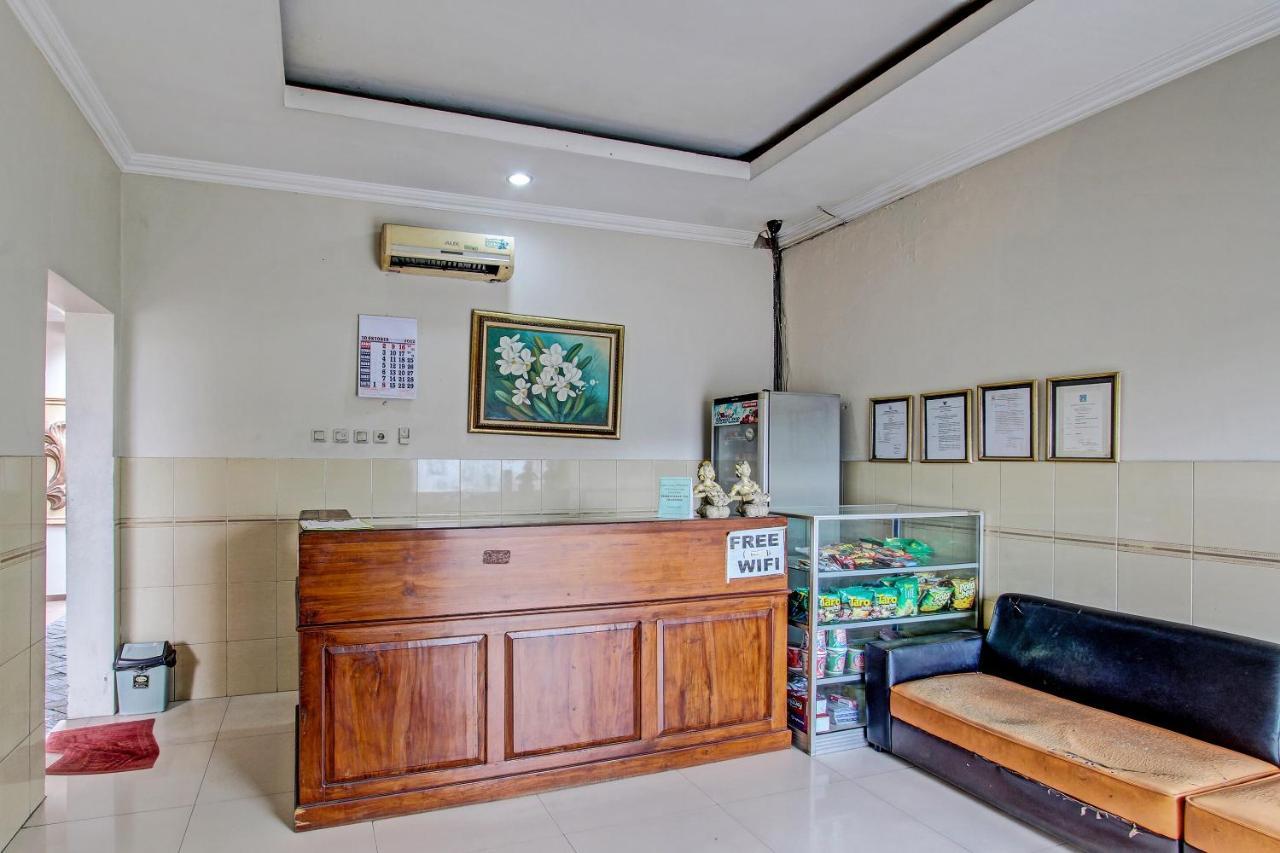 Oyo 91785 Hotel Srikandi Kalasan Tanjungtirto Екстер'єр фото