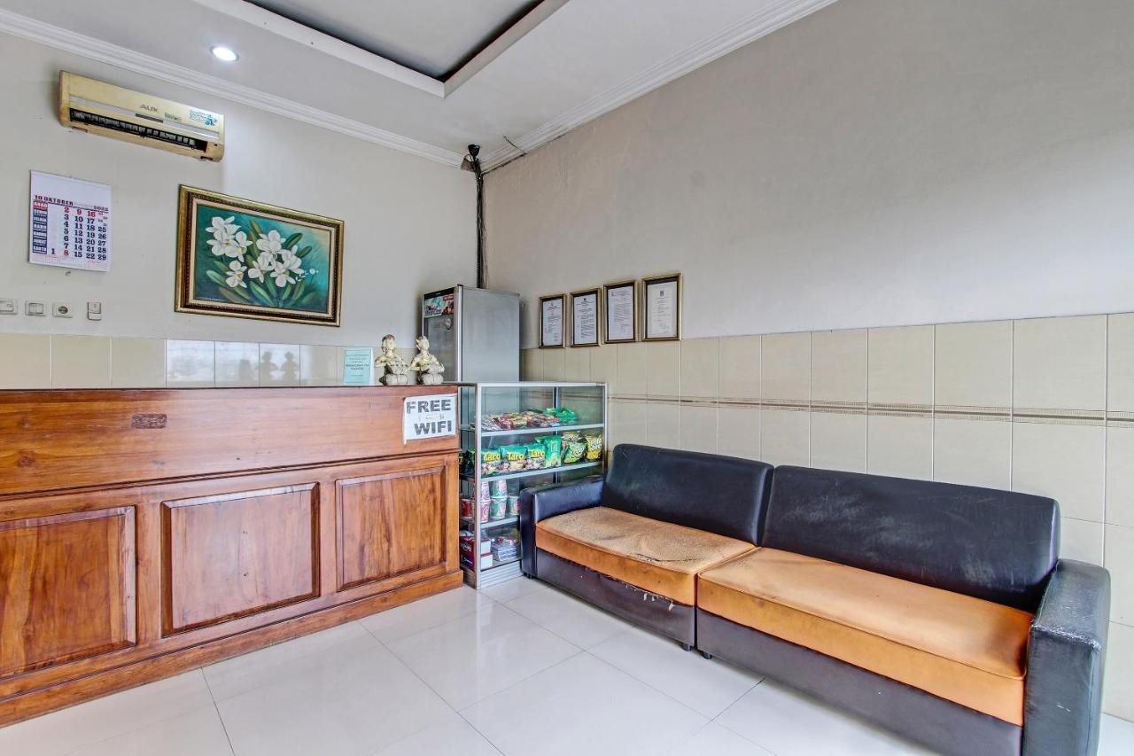 Oyo 91785 Hotel Srikandi Kalasan Tanjungtirto Екстер'єр фото
