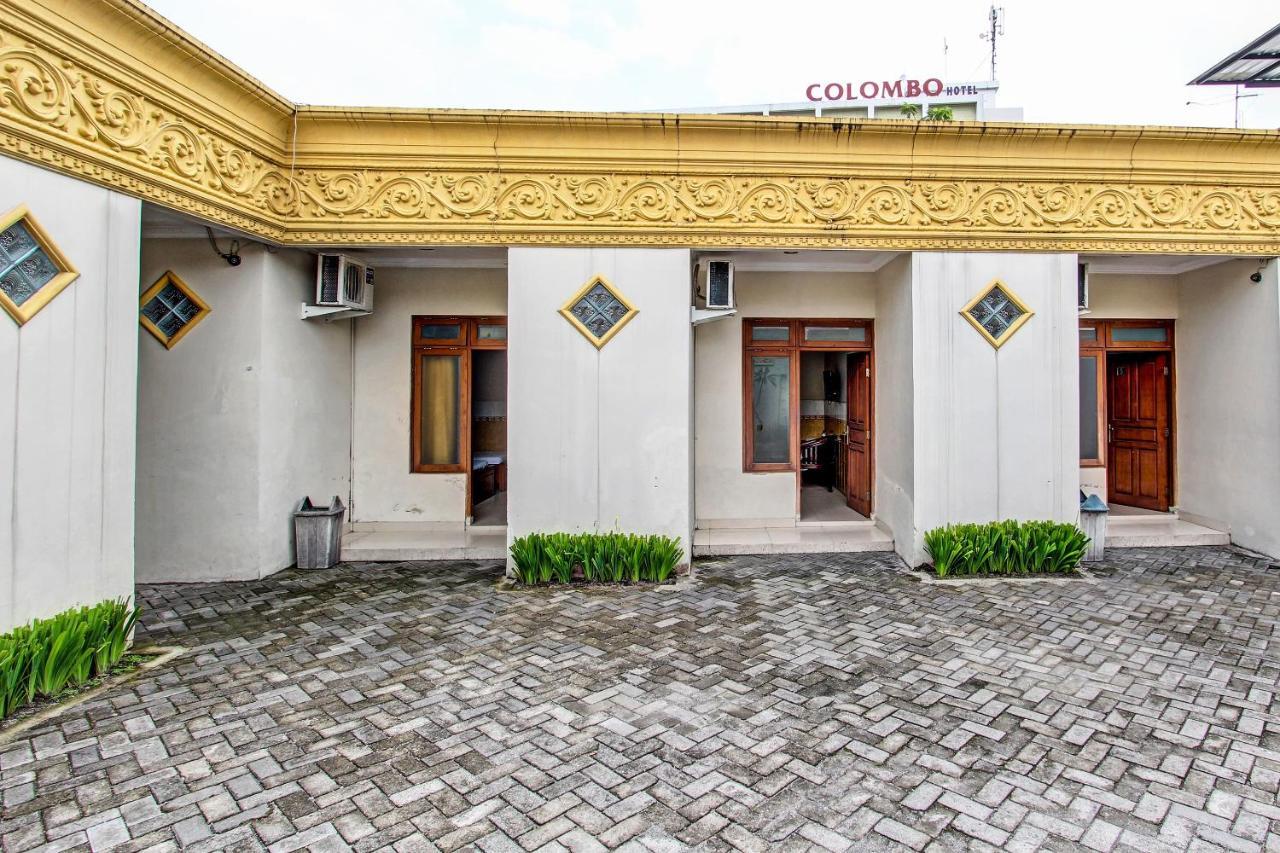 Oyo 91785 Hotel Srikandi Kalasan Tanjungtirto Екстер'єр фото